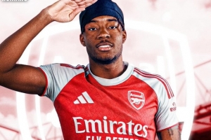 罗马诺：马杜埃凯即将接受阿森纳体检，转会总价5200万英镑