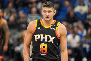 皇冠体育-全场52中22！格雷森-阿伦：绿军能投三分 想限制他们但还是能投进