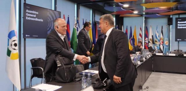 皇冠体育平台-梅西回巴萨现一线曙光？特瓦斯说巴萨有这个能力