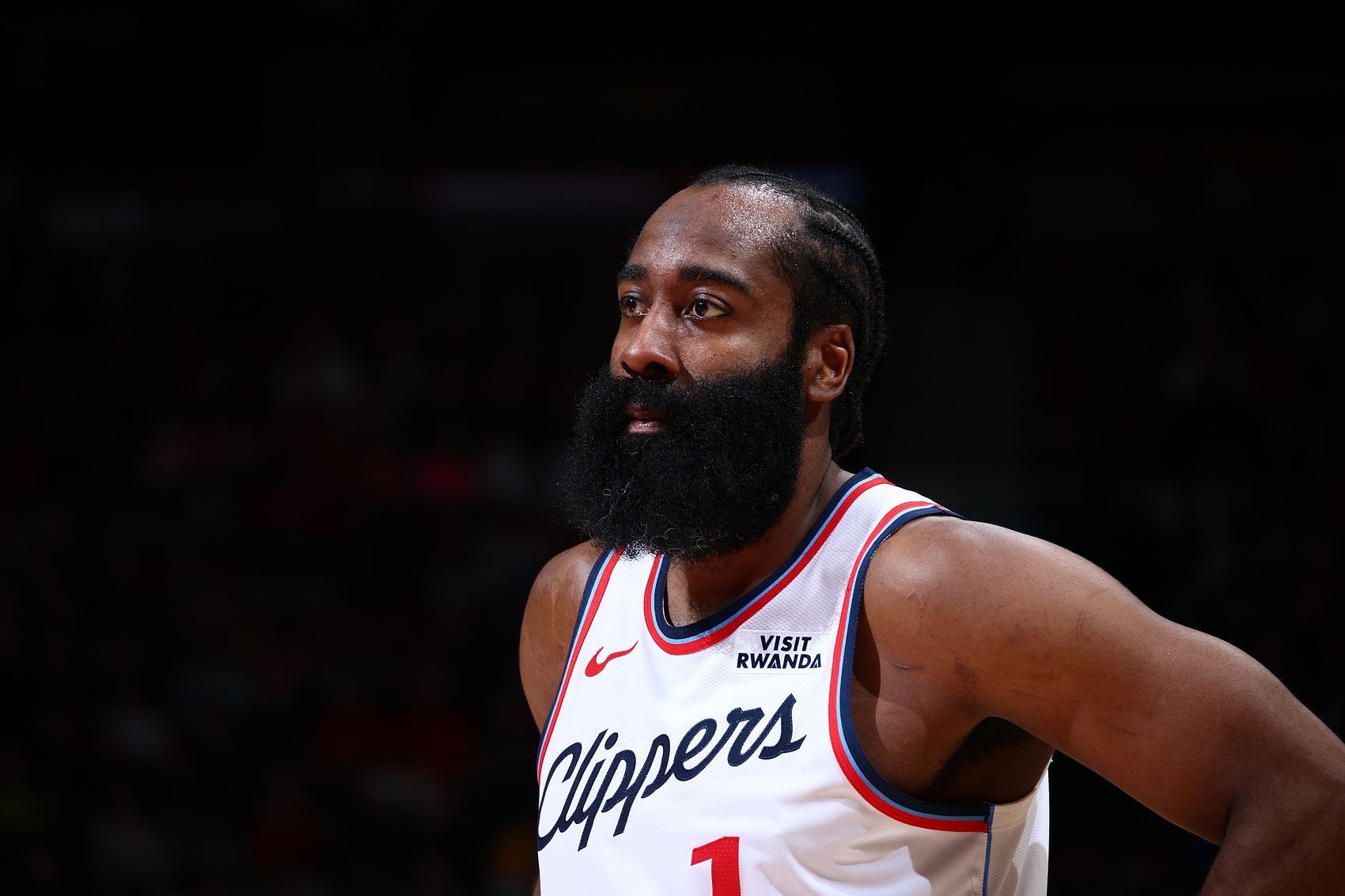 皇冠体育平台-船记：快船过去8战6胜2负 14天内辗转7座城市 飞行了8000英里